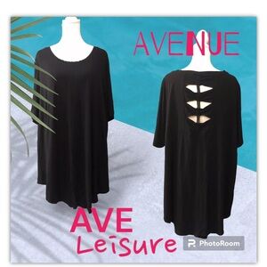 AVENUE AVE LEISURE TOP 26/28 Black Short Sleeve Blouse Decor Back Rounded Hem